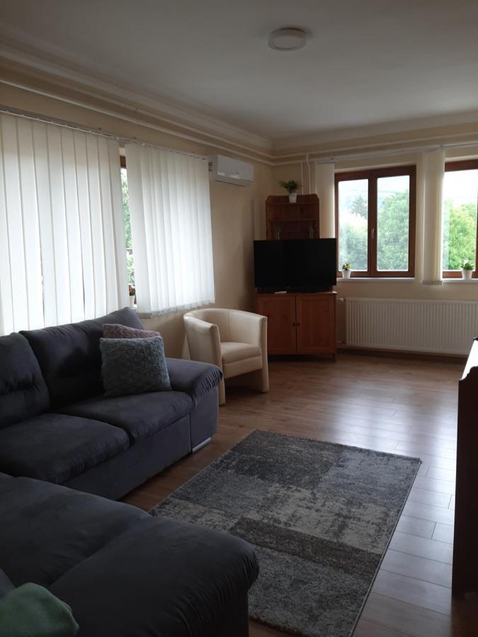 Megyeri Apartman Pócsmegyer Dış mekan fotoğraf