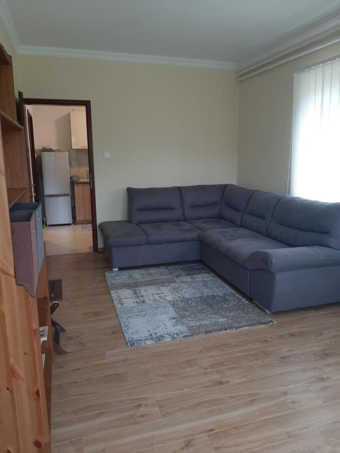 Megyeri Apartman Pócsmegyer Dış mekan fotoğraf