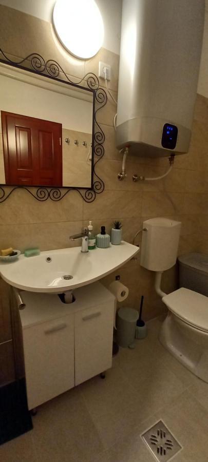 Megyeri Apartman Pócsmegyer Dış mekan fotoğraf