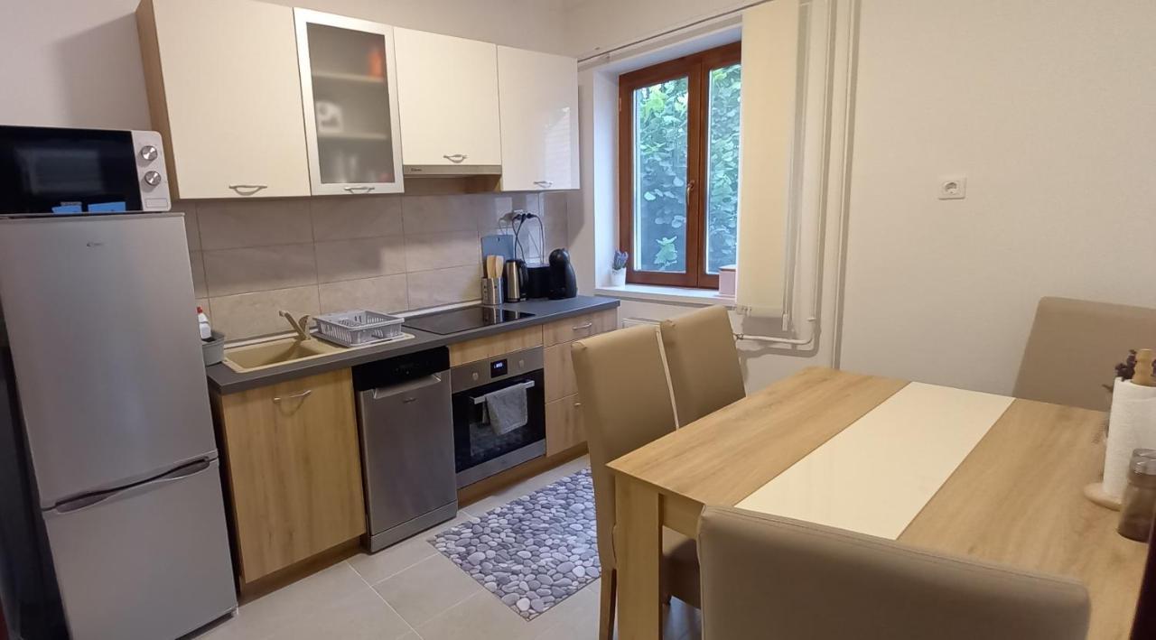 Megyeri Apartman Pócsmegyer Dış mekan fotoğraf